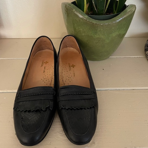 Vintage black Italian loafers - Picture 2 of 3